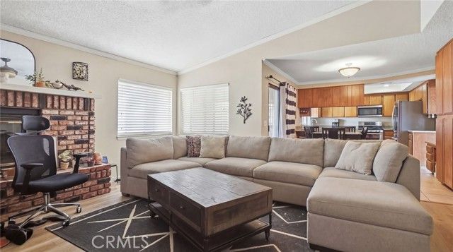 7589 Glider Ave, Hesperia, CA 92345