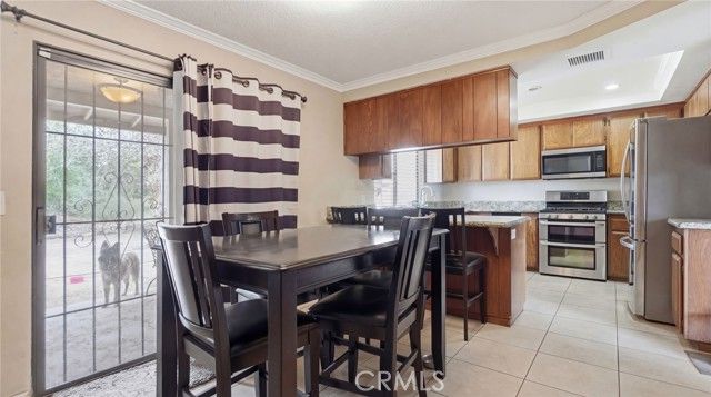 7589 Glider Ave, Hesperia, CA 92345