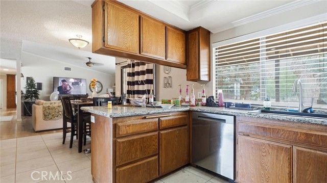 7589 Glider Ave, Hesperia, CA 92345