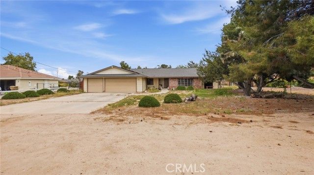 7589 Glider Ave, Hesperia, CA 92345