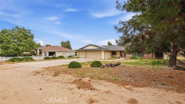 7589 Glider Ave, Hesperia, CA 92345