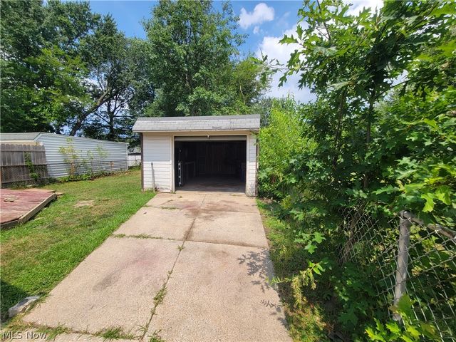 11816 Milligan Avenue, Cleveland, OH 44135