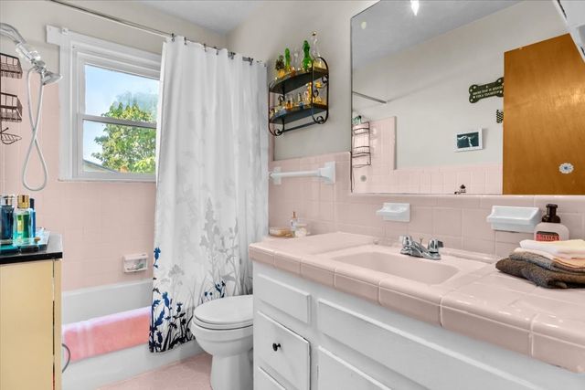 316 N Main St, Erin, TN 37061