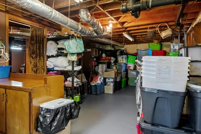 316 N Main St, Erin, TN 37061