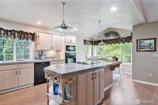 108 Sunset Lane, Longview, WA 98632