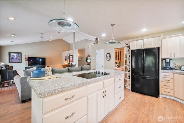 108 Sunset Lane, Longview, WA 98632