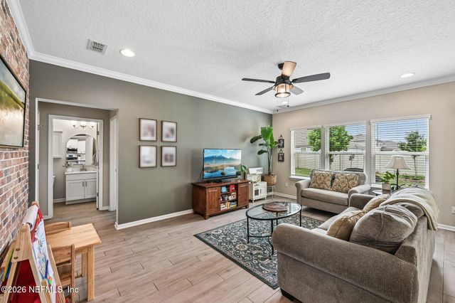 15694 CHIR PINE Drive, Jacksonville, FL 32218