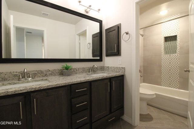 111 Wind Mill Trail, Santa Teresa, NM 88008