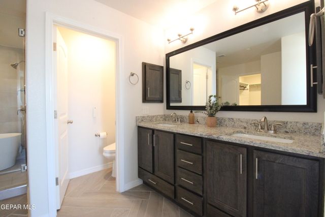 111 Wind Mill Trail, Santa Teresa, NM 88008