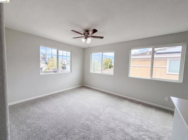 1519 Sycamore Dr, Oakley, CA 94561