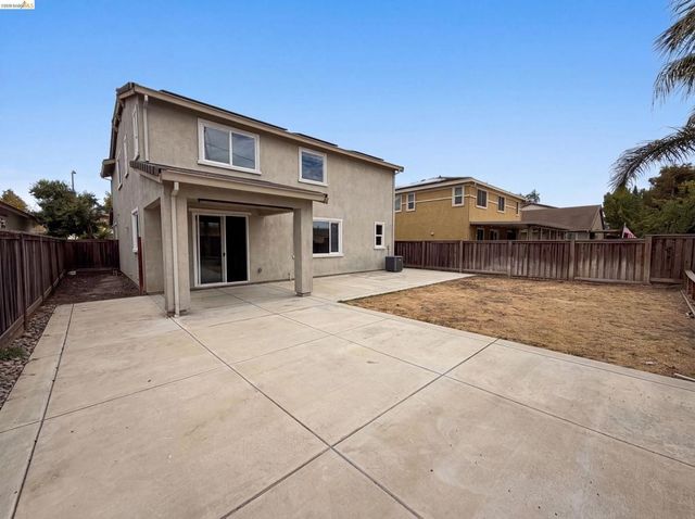 1519 Sycamore Dr, Oakley, CA 94561