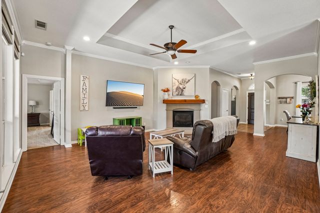 203 Shadow Lane, Shady Shores, TX 76208