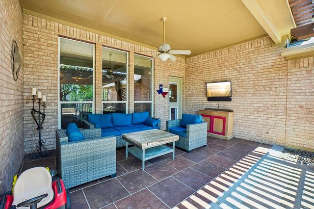 203 Shadow Lane, Shady Shores, TX 76208