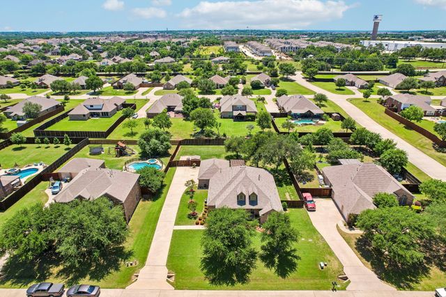 203 Shadow Lane, Shady Shores, TX 76208