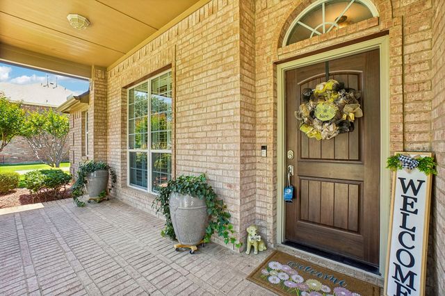 203 Shadow Lane, Shady Shores, TX 76208