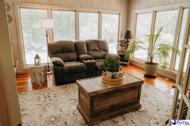 206 Elizabeth Drive, Cheraw, SC 29520