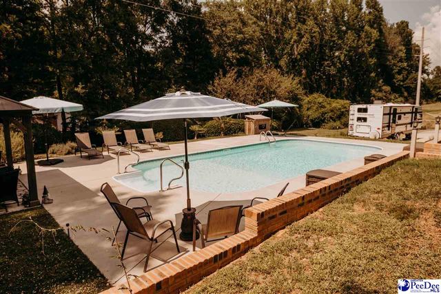 206 Elizabeth Drive, Cheraw, SC 29520