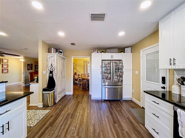 1303 E TRAPNELL ROAD, Plant City, FL 33566