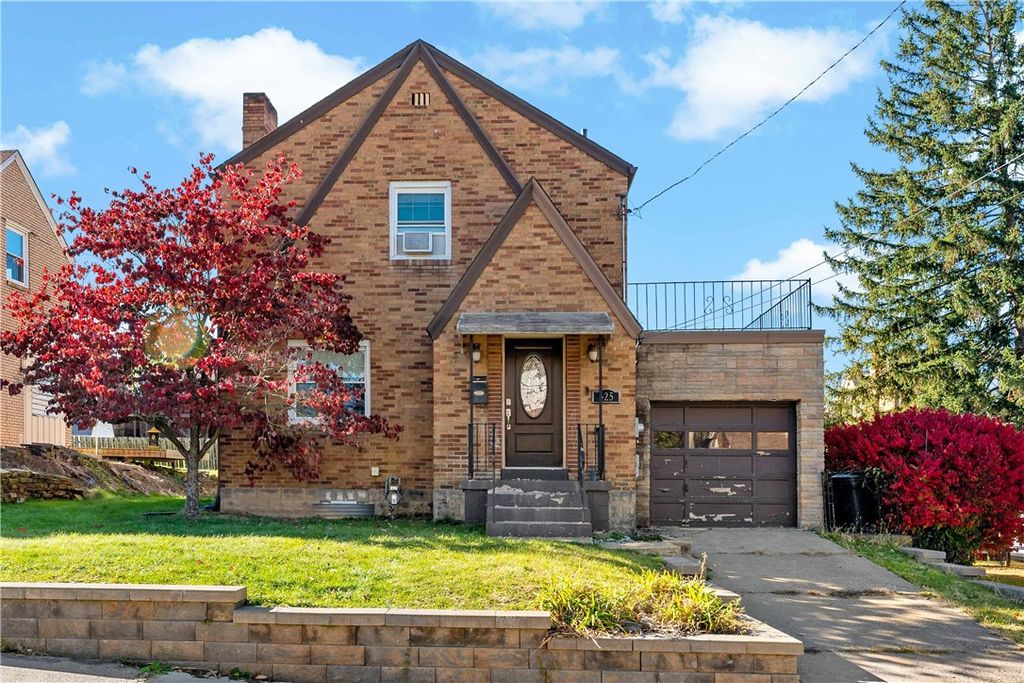 425 Macarthur St, Mckees Rocks, PA 15136