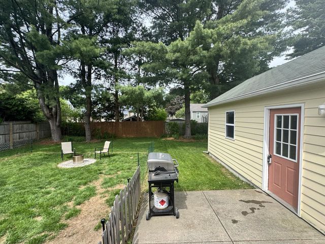 107 Abnaki Avenue, Essex Junction, VT 05452