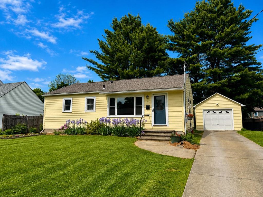 107 Abnaki Avenue, Essex Junction, VT 05452