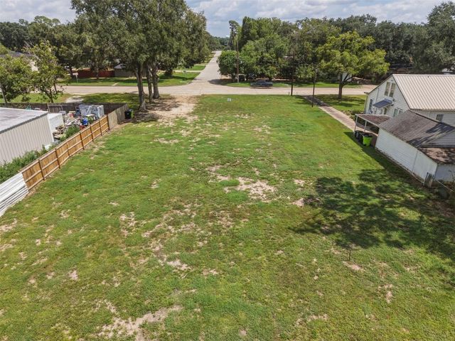 2600 4th Street, Rosenberg, TX 77471