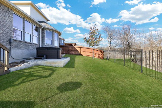 1706 SPANISH WLS, San Antonio, TX 78245