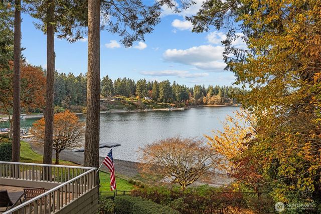 22 Loch Lane SW, Lakewood, WA 98499