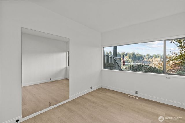 22 Loch Lane SW, Lakewood, WA 98499