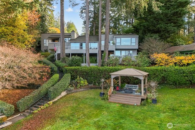 22 Loch Lane SW, Lakewood, WA 98499