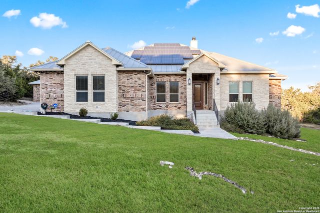 1015 Broken Spoke, Canyon Lake, TX 78133