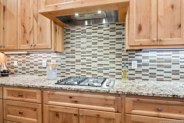 1015 Broken Spoke, Canyon Lake, TX 78133