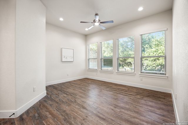 1015 Broken Spoke, Canyon Lake, TX 78133