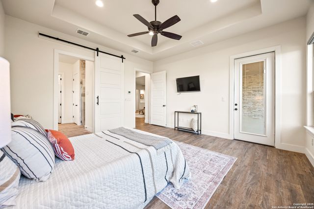 1015 Broken Spoke, Canyon Lake, TX 78133