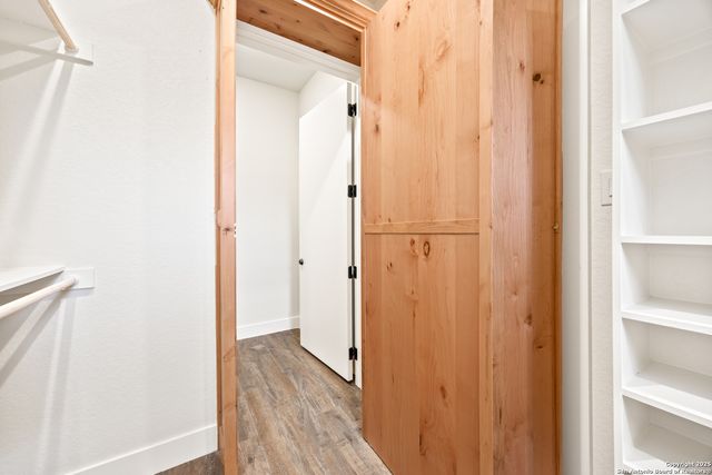 1015 Broken Spoke, Canyon Lake, TX 78133