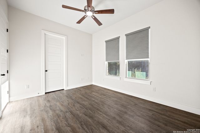 1015 Broken Spoke, Canyon Lake, TX 78133