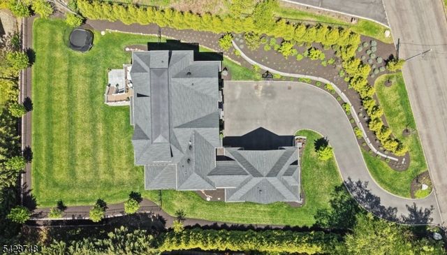 132 Hartshorn Dr, Millburn Twp., NJ 07078