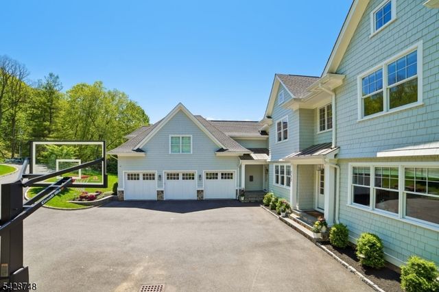 132 Hartshorn Dr, Millburn Twp., NJ 07078