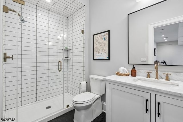 132 Hartshorn Dr, Millburn Twp., NJ 07078