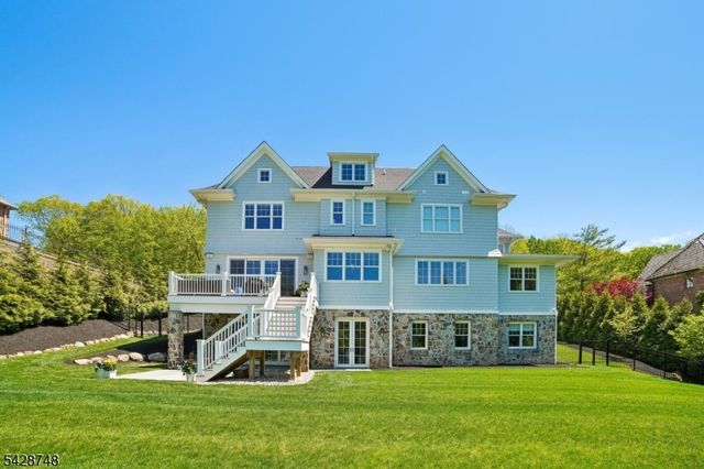 132 Hartshorn Dr, Millburn Twp., NJ 07078