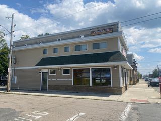 806 Main St, Brockton, MA 02301