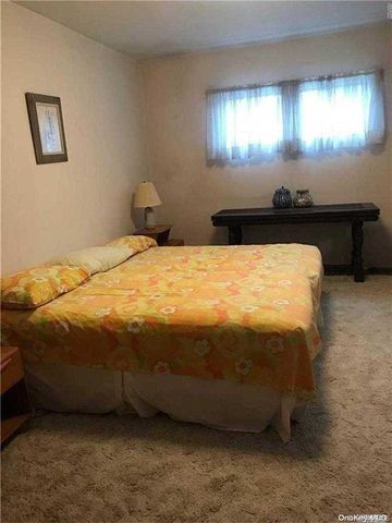 90 Mohawk Avenue upper, East Atlantic Beach, NY 11561