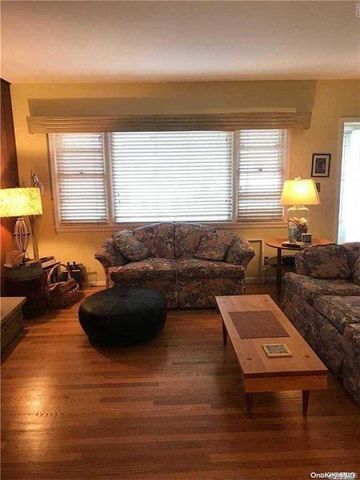 90 Mohawk Avenue upper, East Atlantic Beach, NY 11561