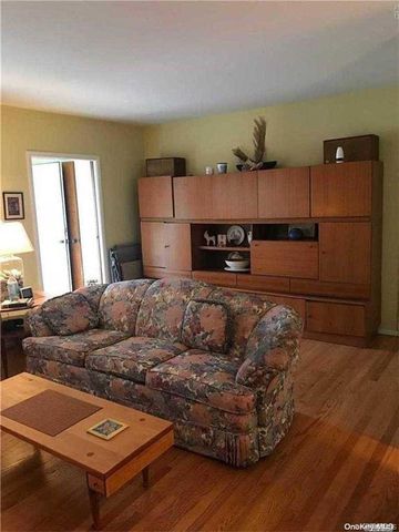 90 Mohawk Avenue upper, East Atlantic Beach, NY 11561
