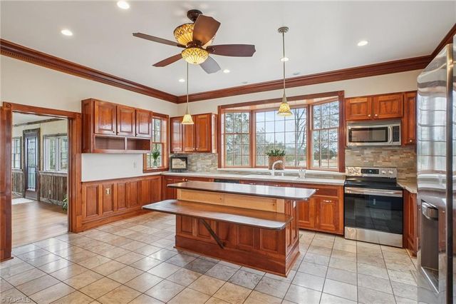 11741 Nc Highway 150, Reidsville, NC 27320