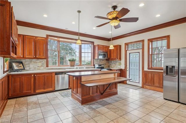 11741 Nc Highway 150, Reidsville, NC 27320