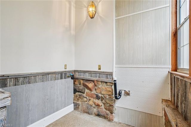 11741 Nc Highway 150, Reidsville, NC 27320