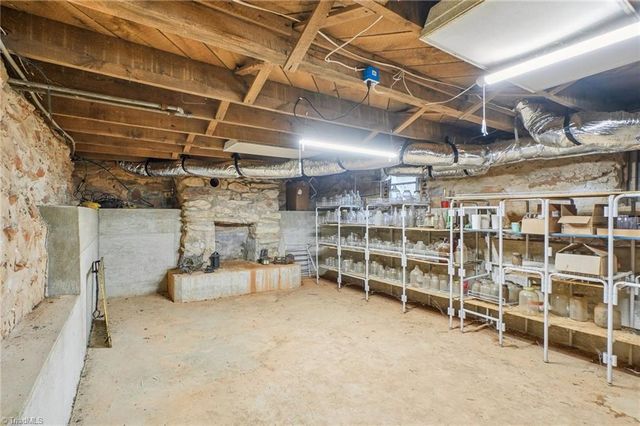 11741 Nc Highway 150, Reidsville, NC 27320