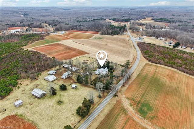 11741 Nc Highway 150, Reidsville, NC 27320