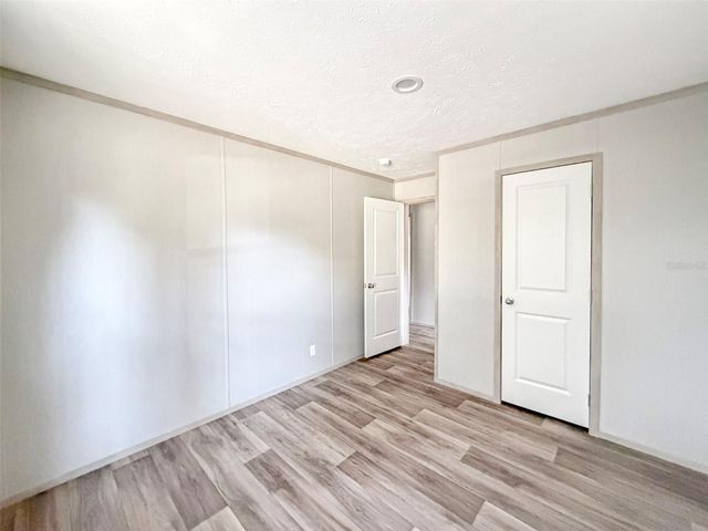 9906 N RD 33, Polk City, FL 33868